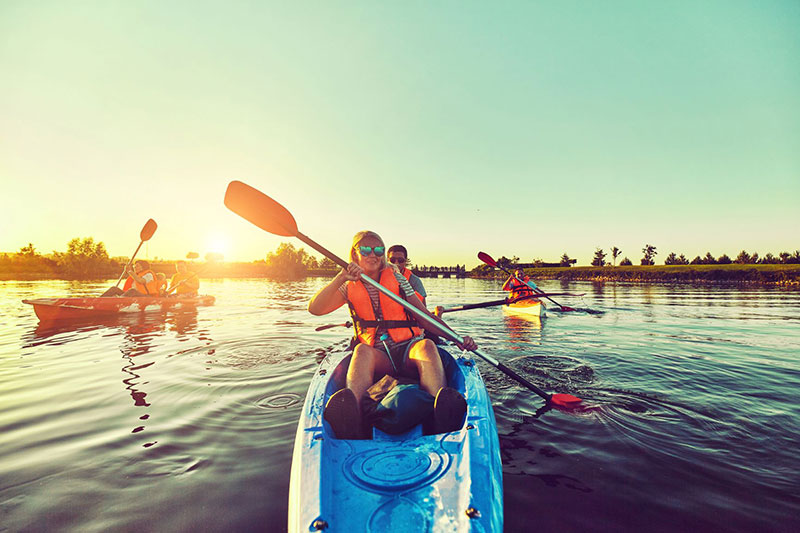 What to Wear Kayaking in the Summer
